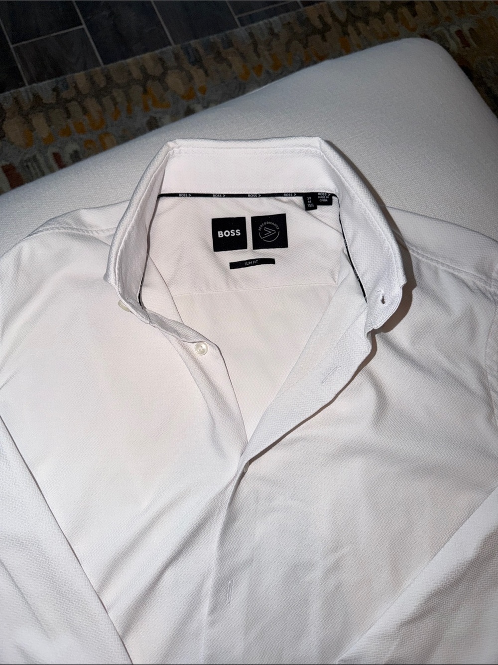 Hugo Boss Men's White performance Shirt size M. Slim fit.